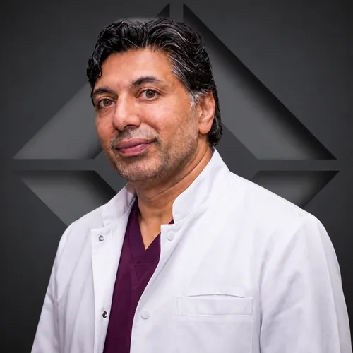 Dr Mahesh Naidu