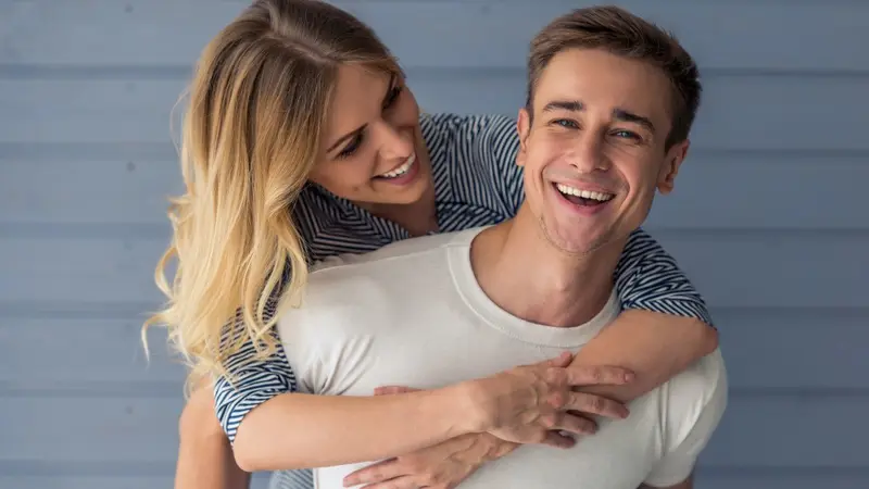 Wie viele Grafts brauche ich für Geheimratsecken, Tonsur oder hohe Stirn?